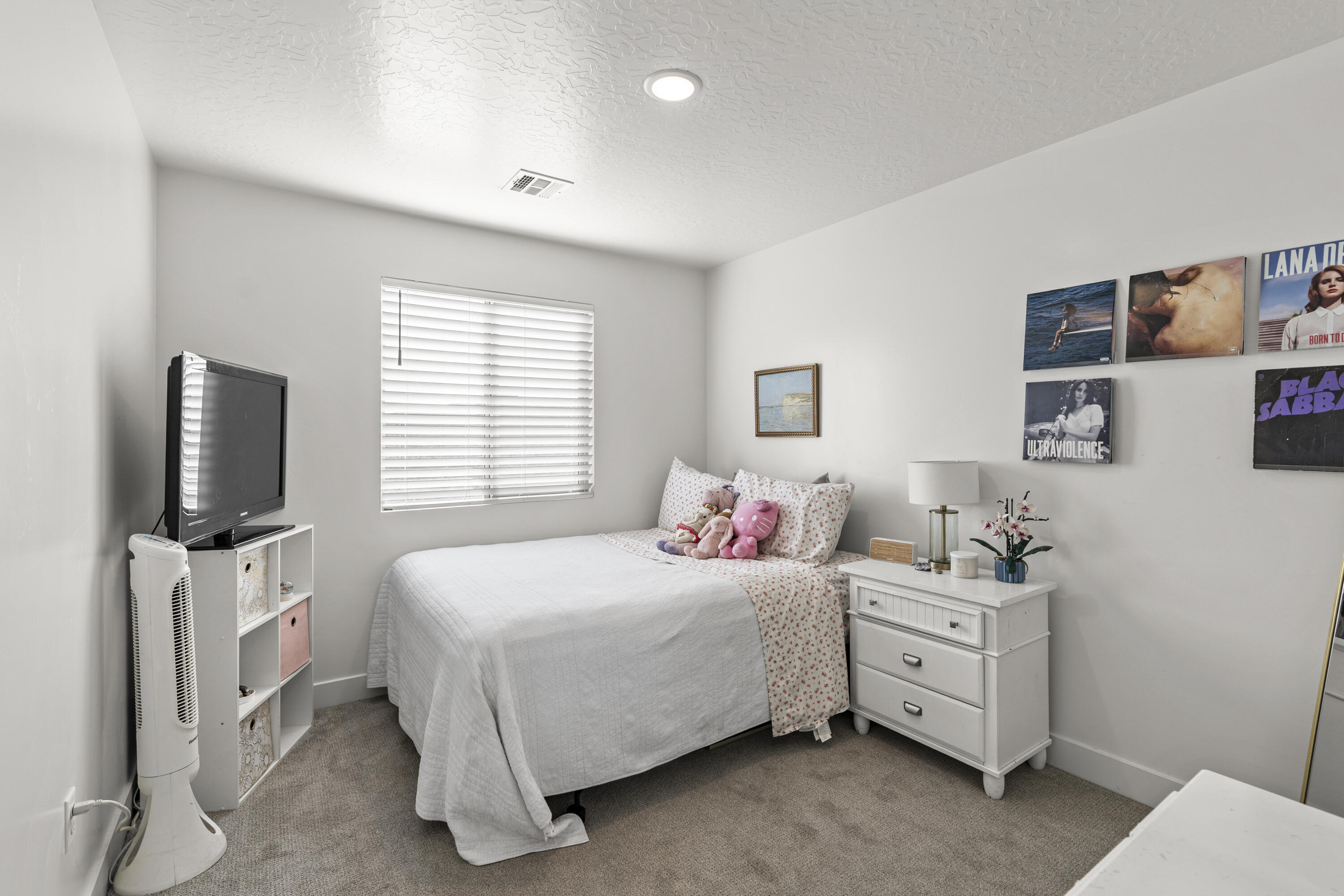 SOUTH DESERT TH - Residential