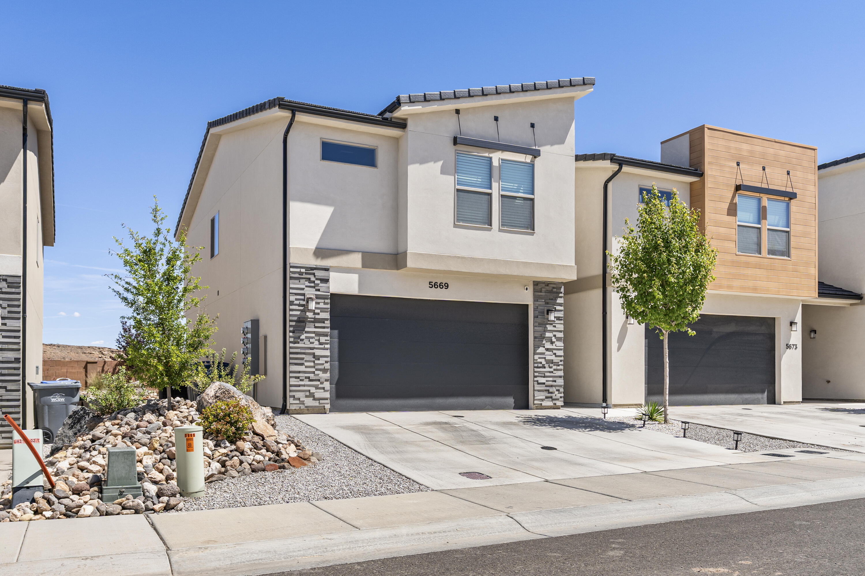 SOUTH DESERT TH - Residential