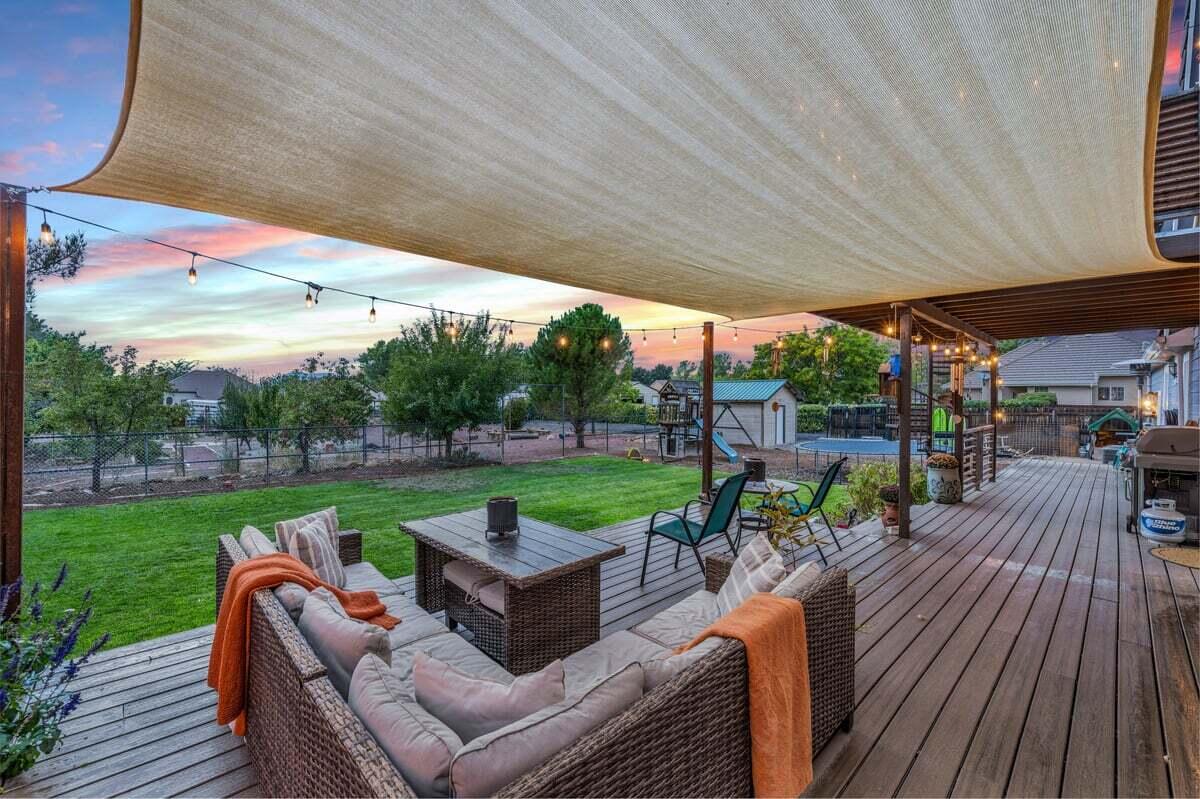 DAMMERON VALLEY FARMS - Residential