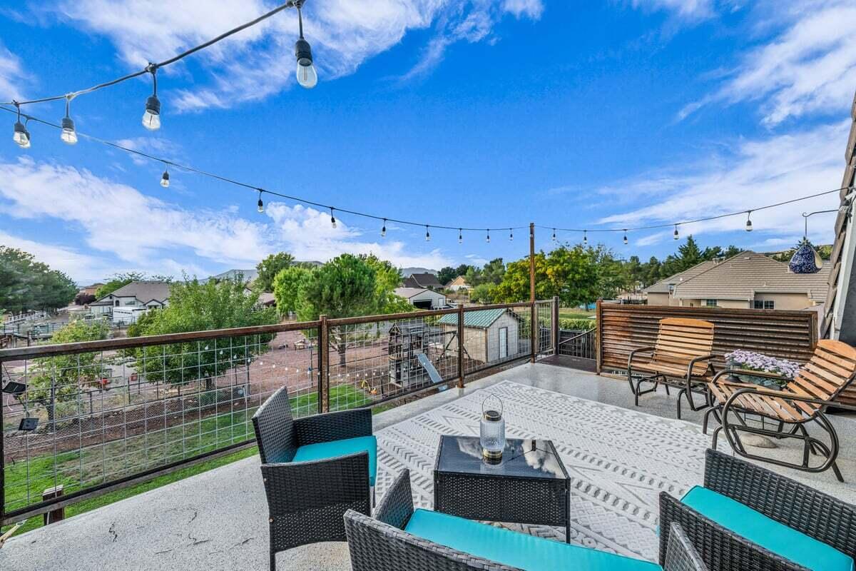 DAMMERON VALLEY FARMS - Residential