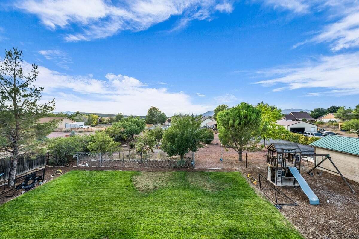 DAMMERON VALLEY FARMS - Residential