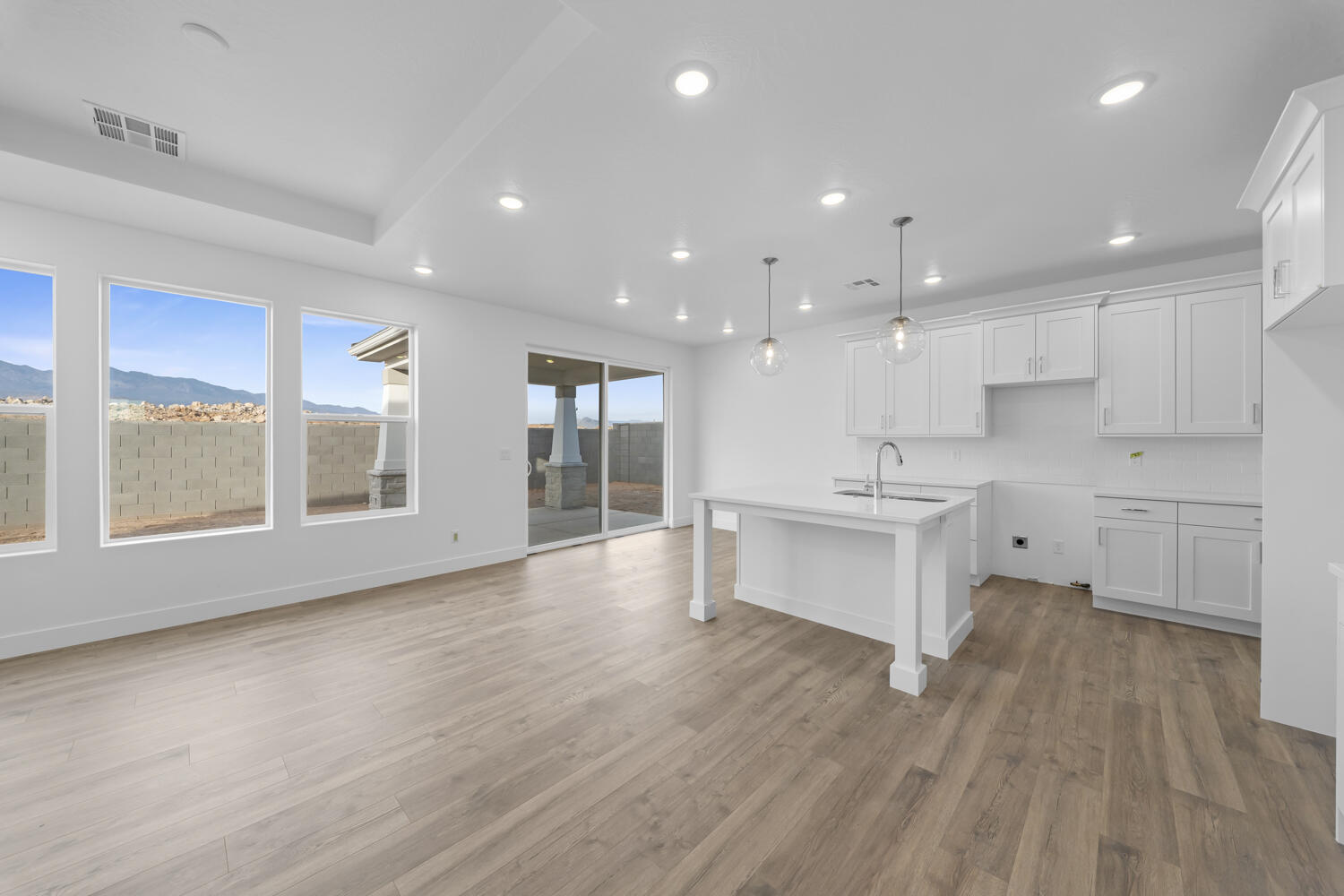LEGACY AT SAND HOLLOW - Residential