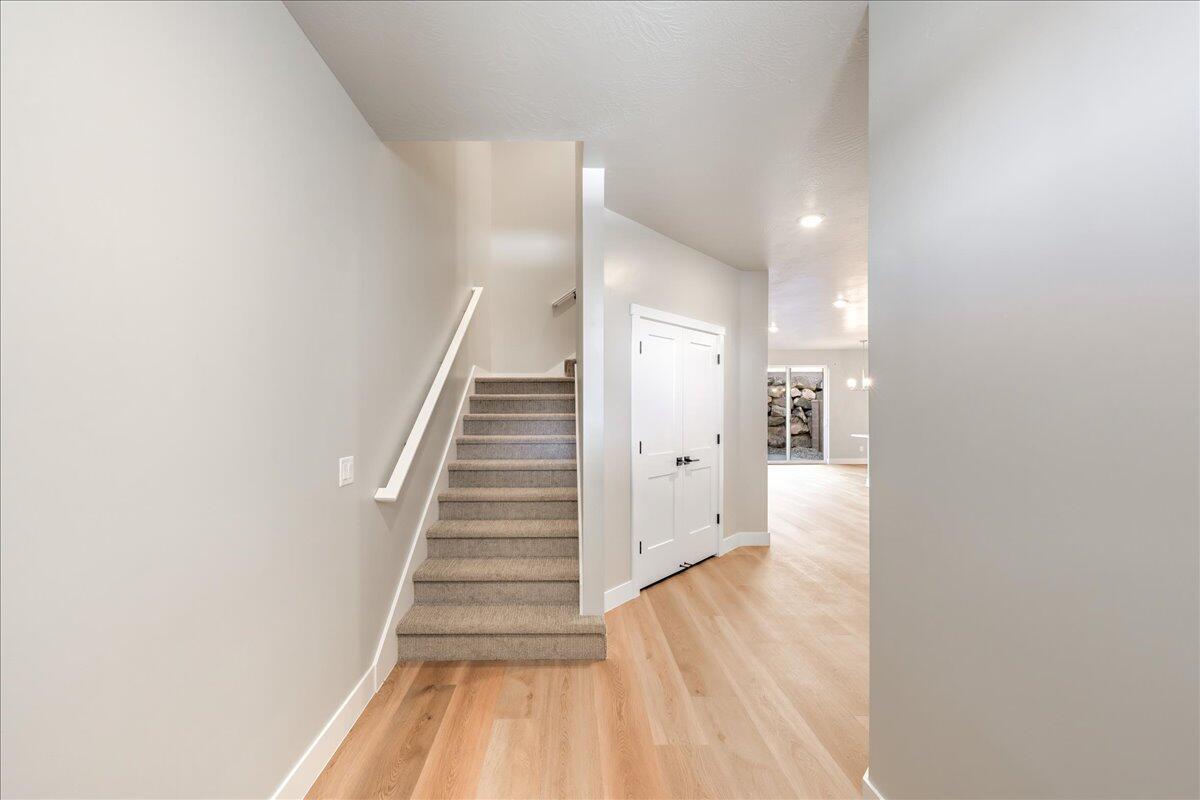 HURRICANE HEIGHTS TOWNHOMES - Residential