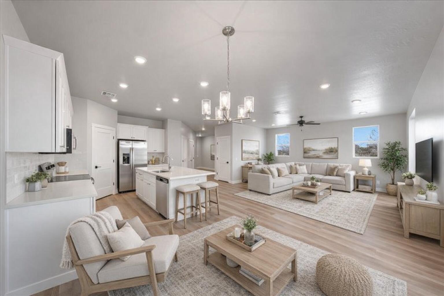 HURRICANE HEIGHTS TOWNHOMES - Residential