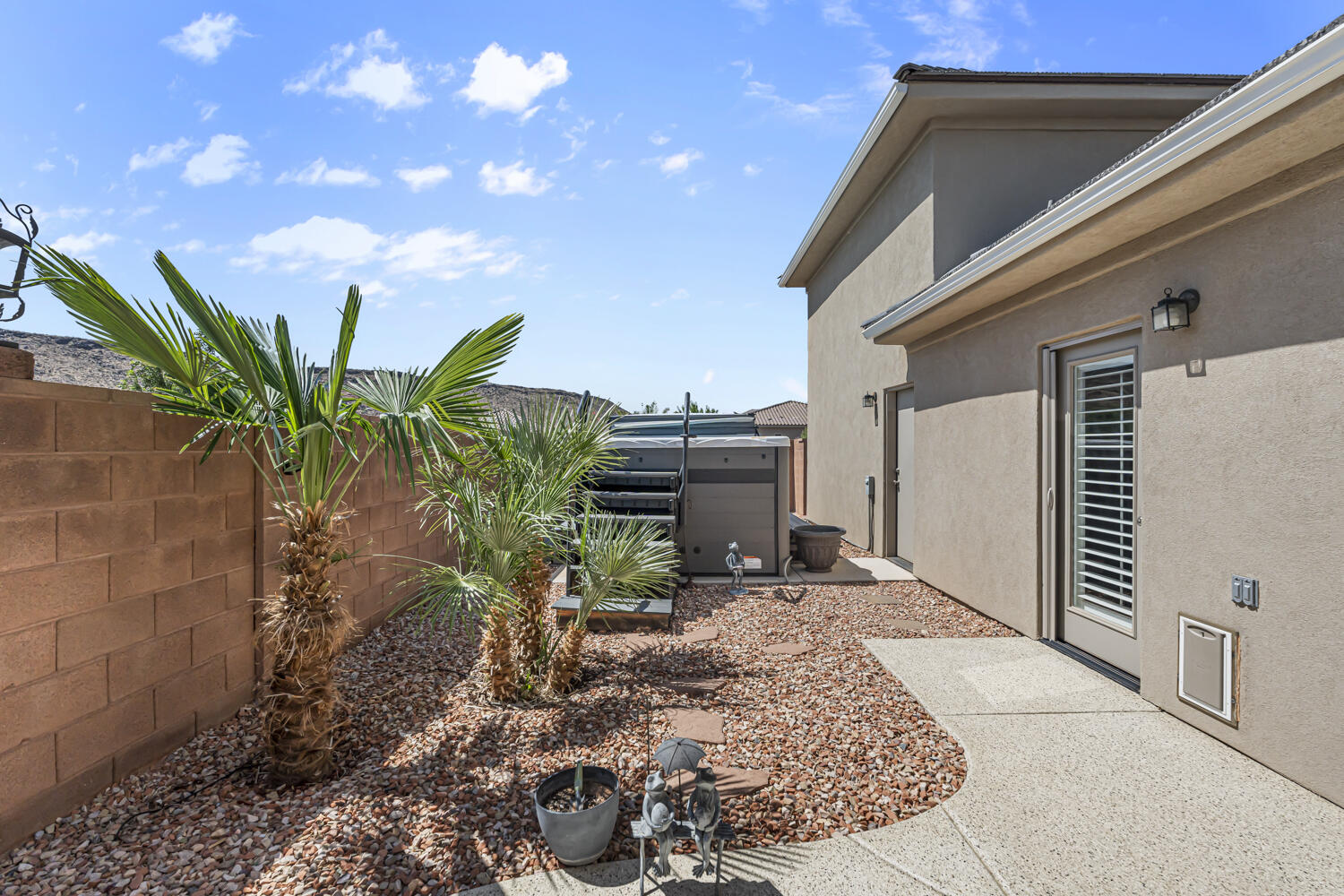 DIXIE SPRINGS - Residential