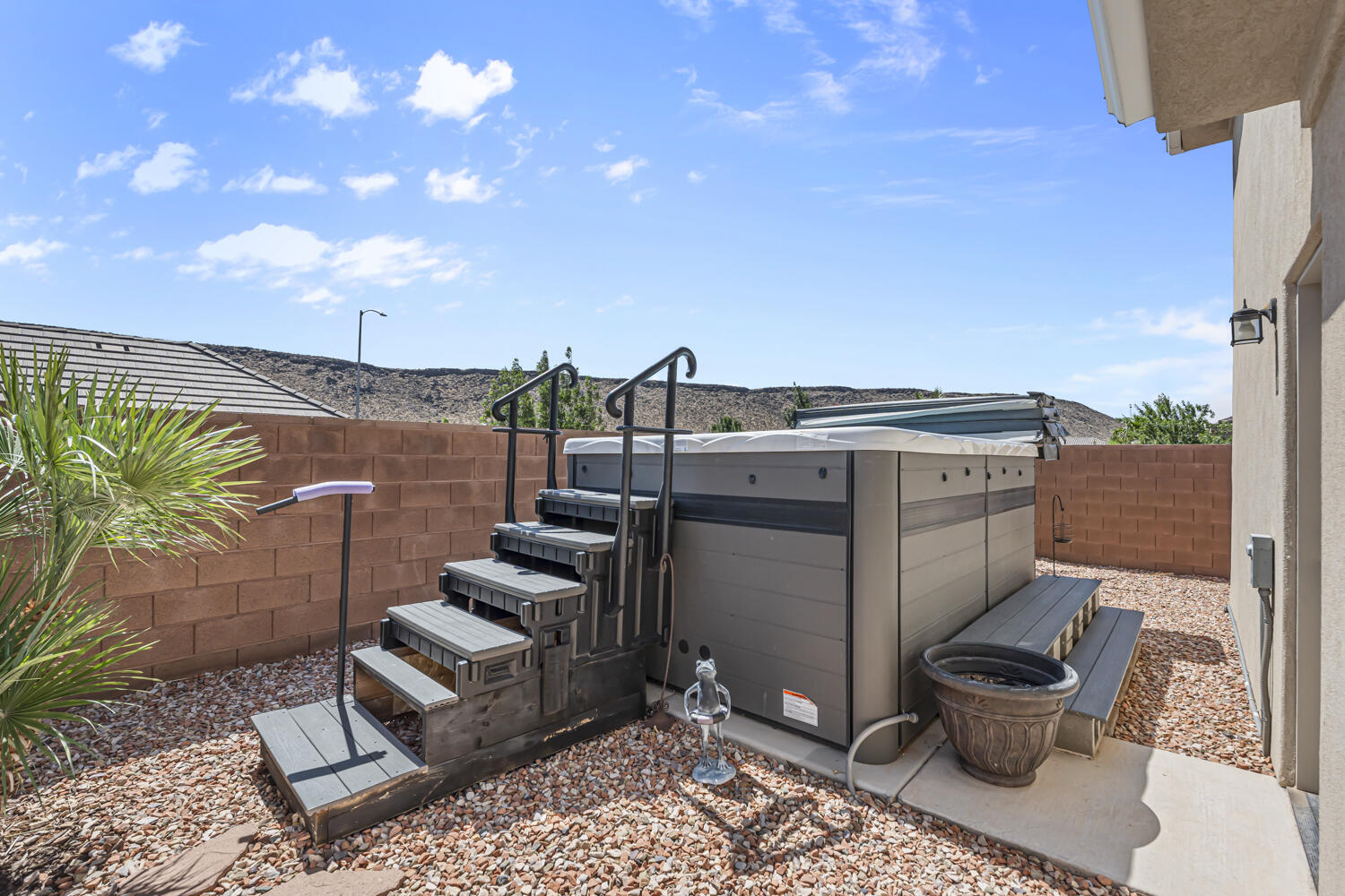 DIXIE SPRINGS - Residential