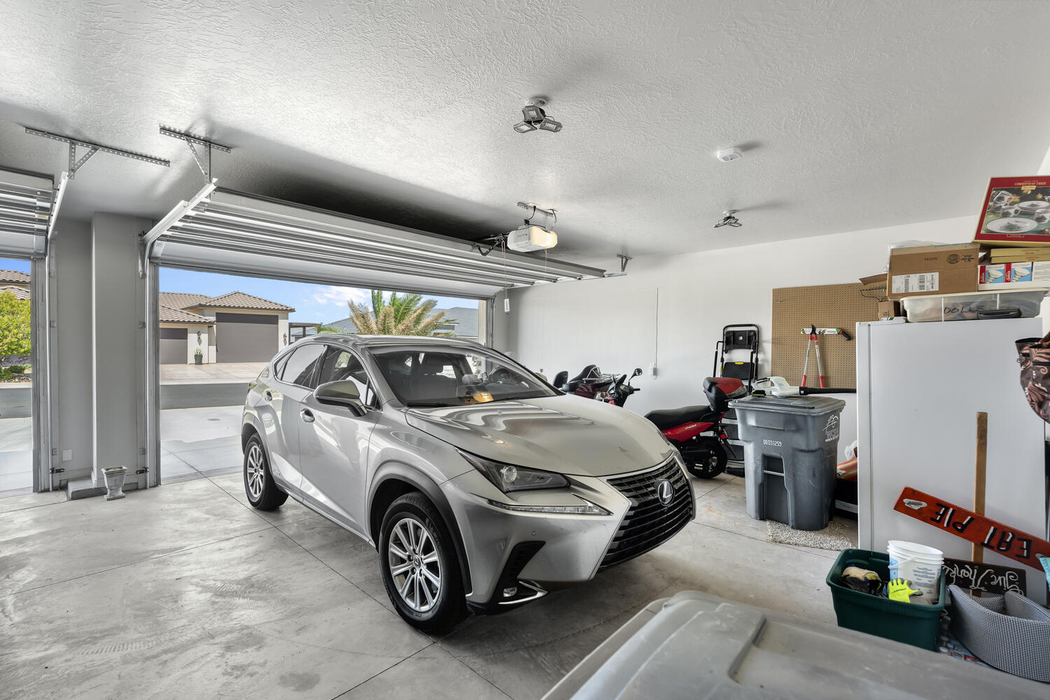 DIXIE SPRINGS - Residential