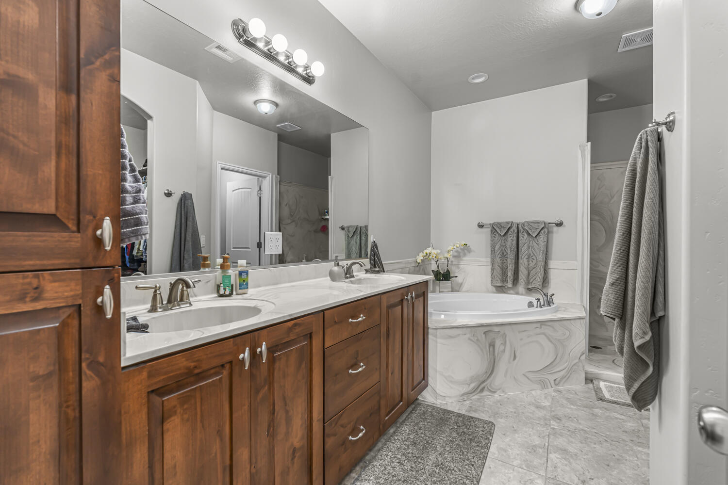 DIXIE SPRINGS - Residential