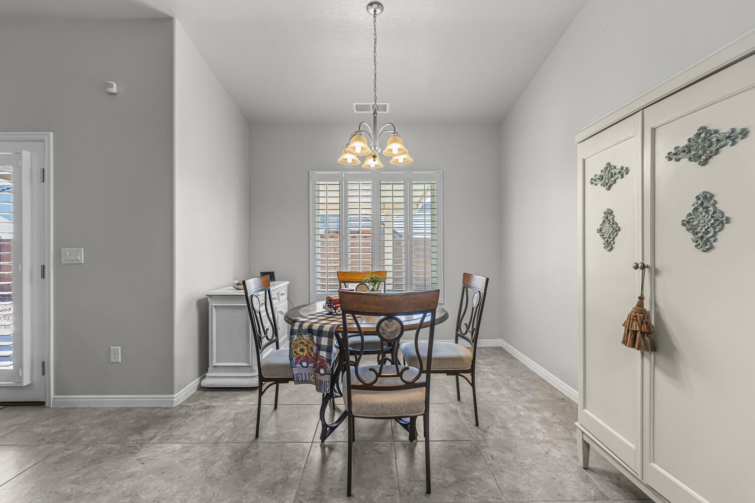 DIXIE SPRINGS - Residential