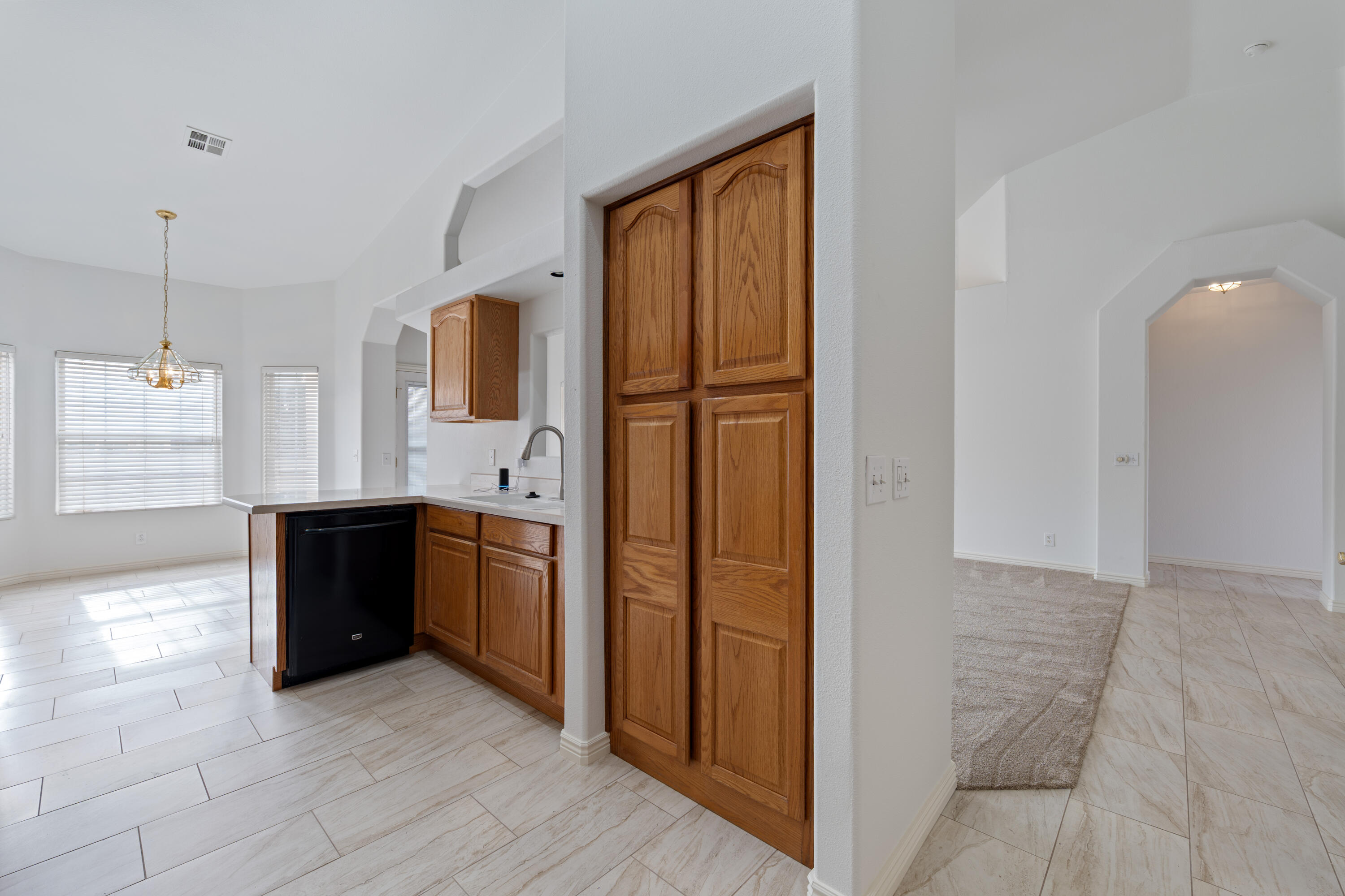 RIVER COVE TOWNHOMES - Residential