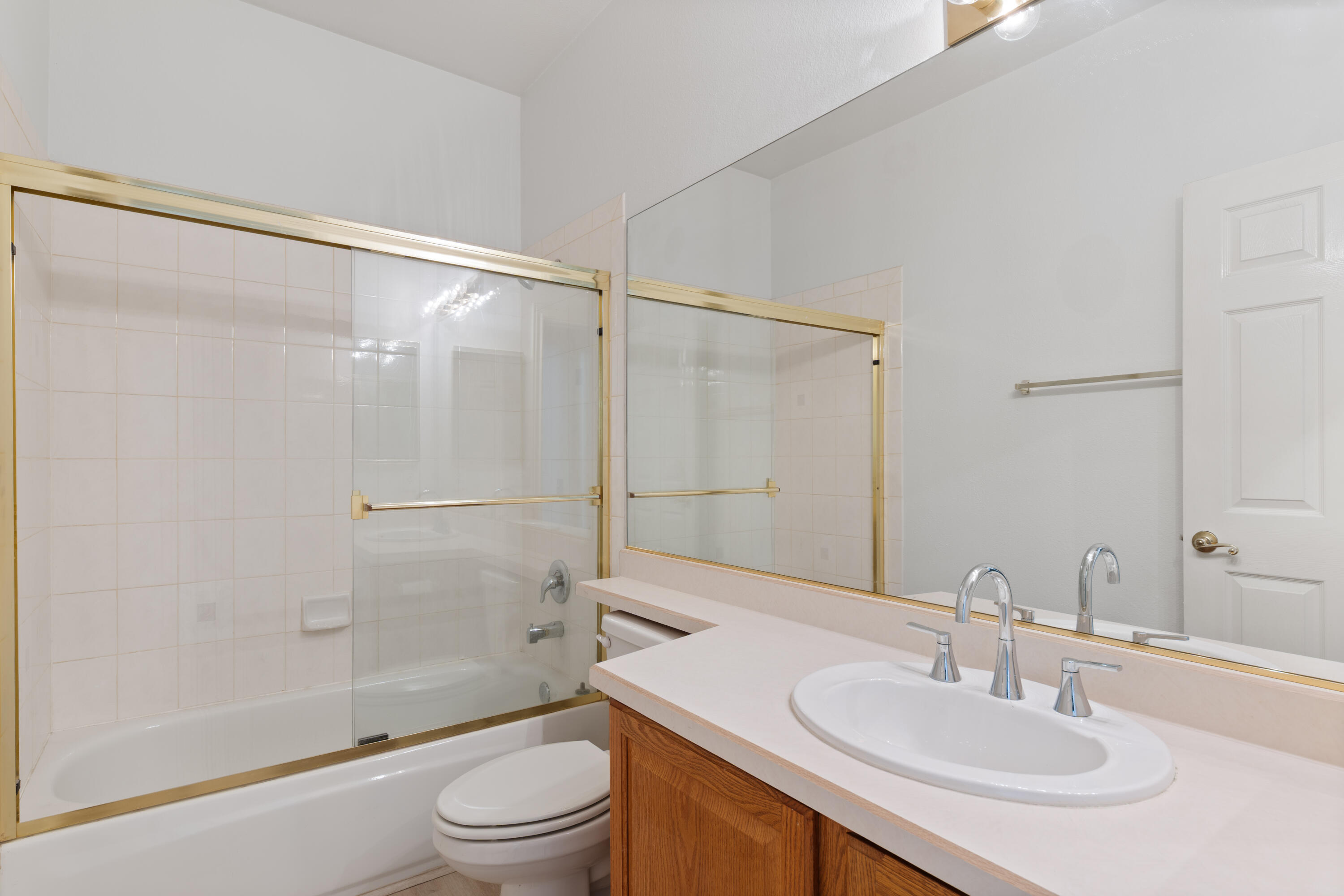 RIVER COVE TOWNHOMES - Residential