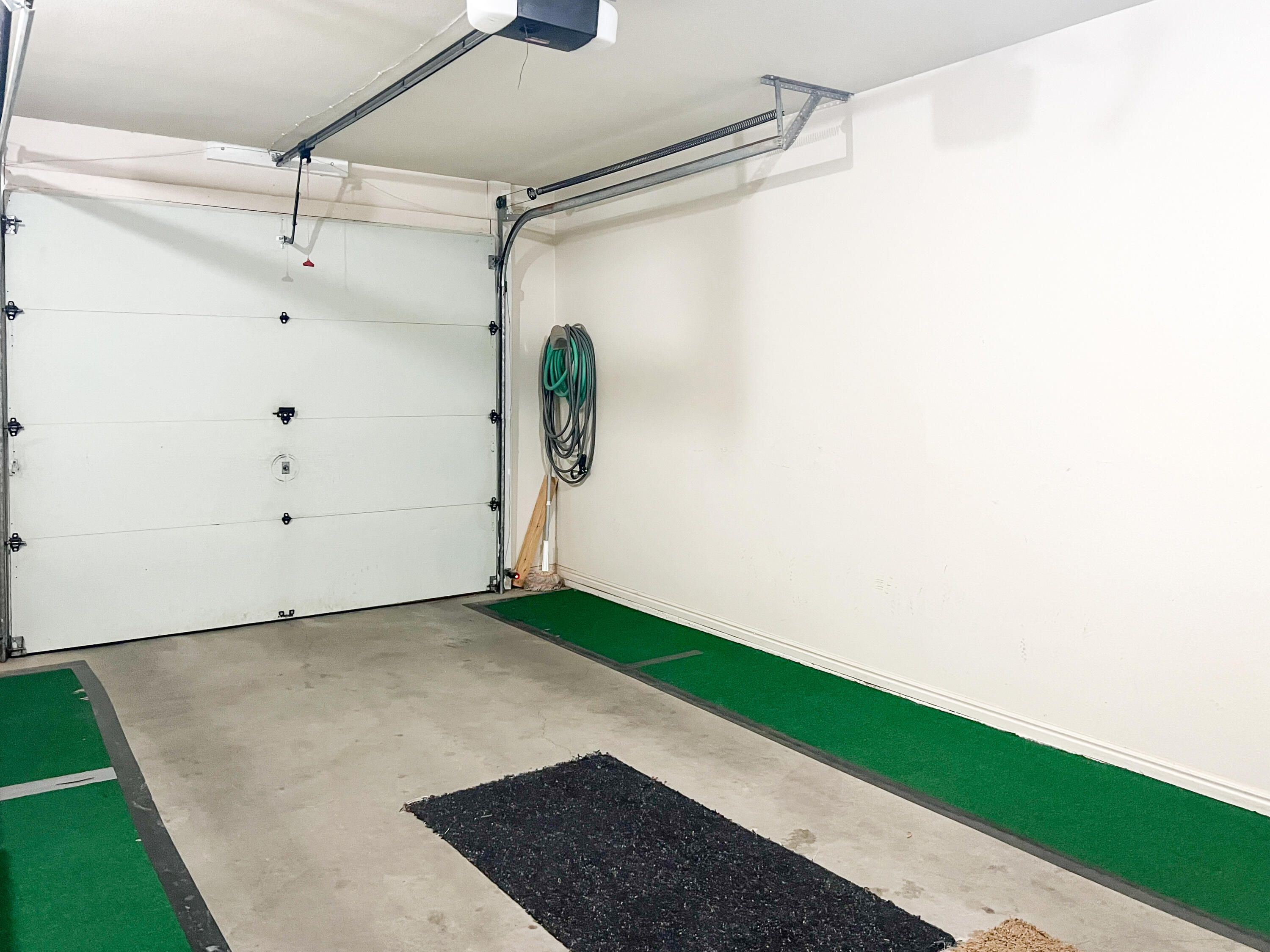 COTTAGES SOUTH - Residential