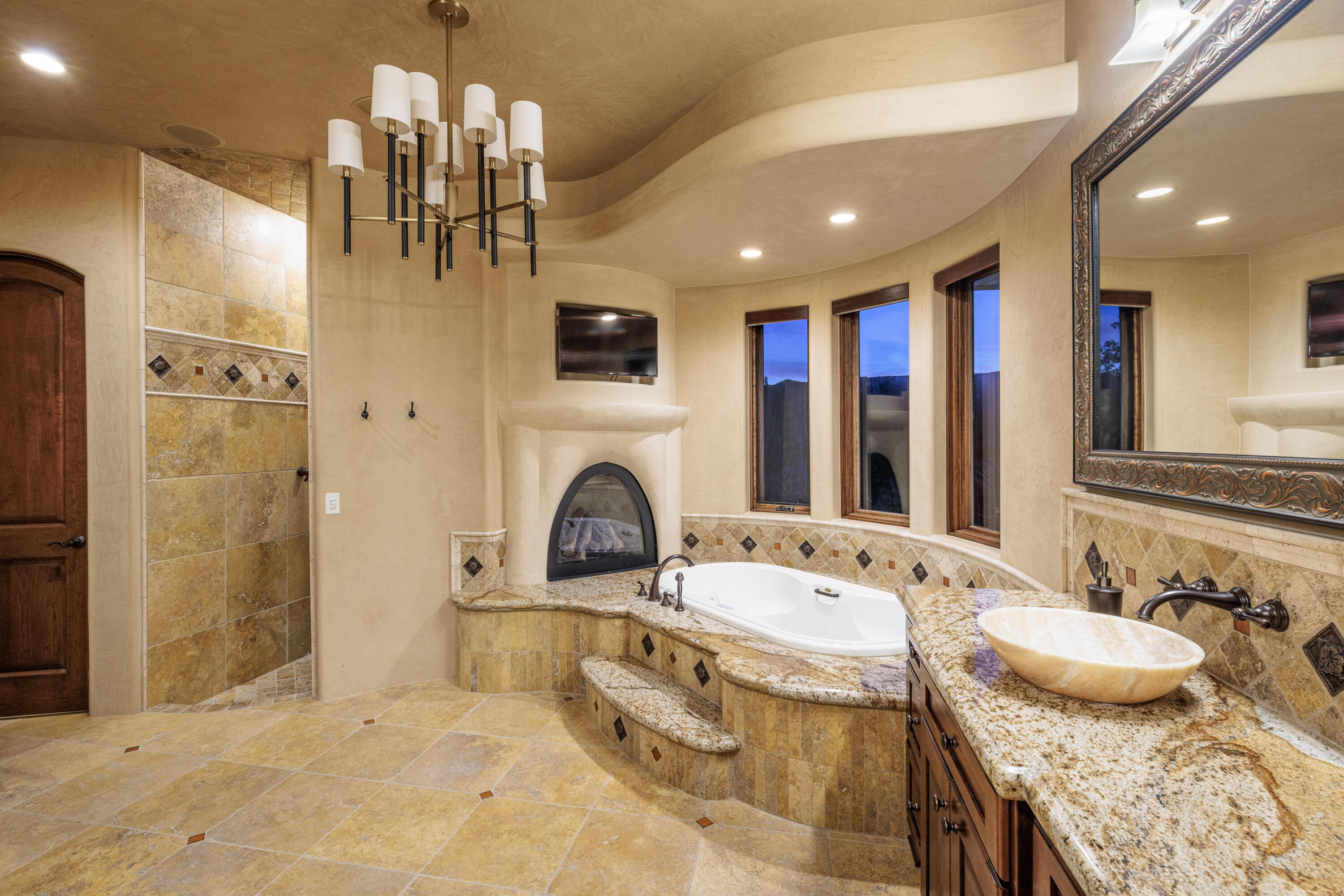 LEDGES OF ST GEORGE - Residential