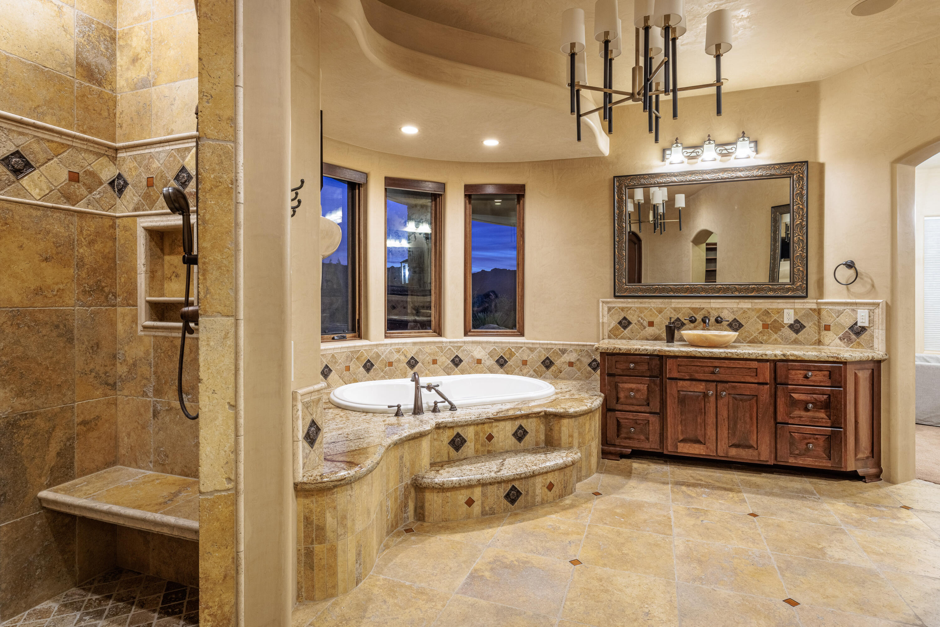 LEDGES OF ST GEORGE - Residential