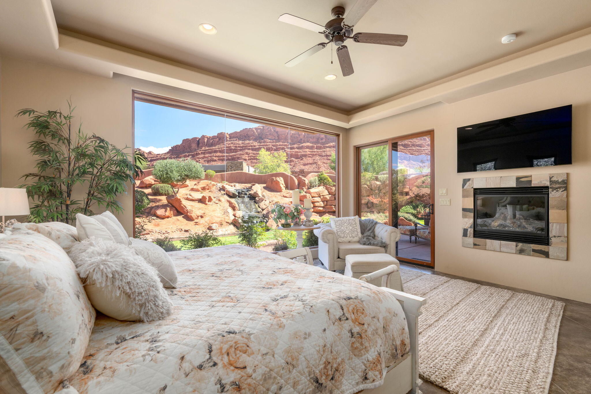 KACHINA SPRINGS EAST AT ENTRADA - Residential
