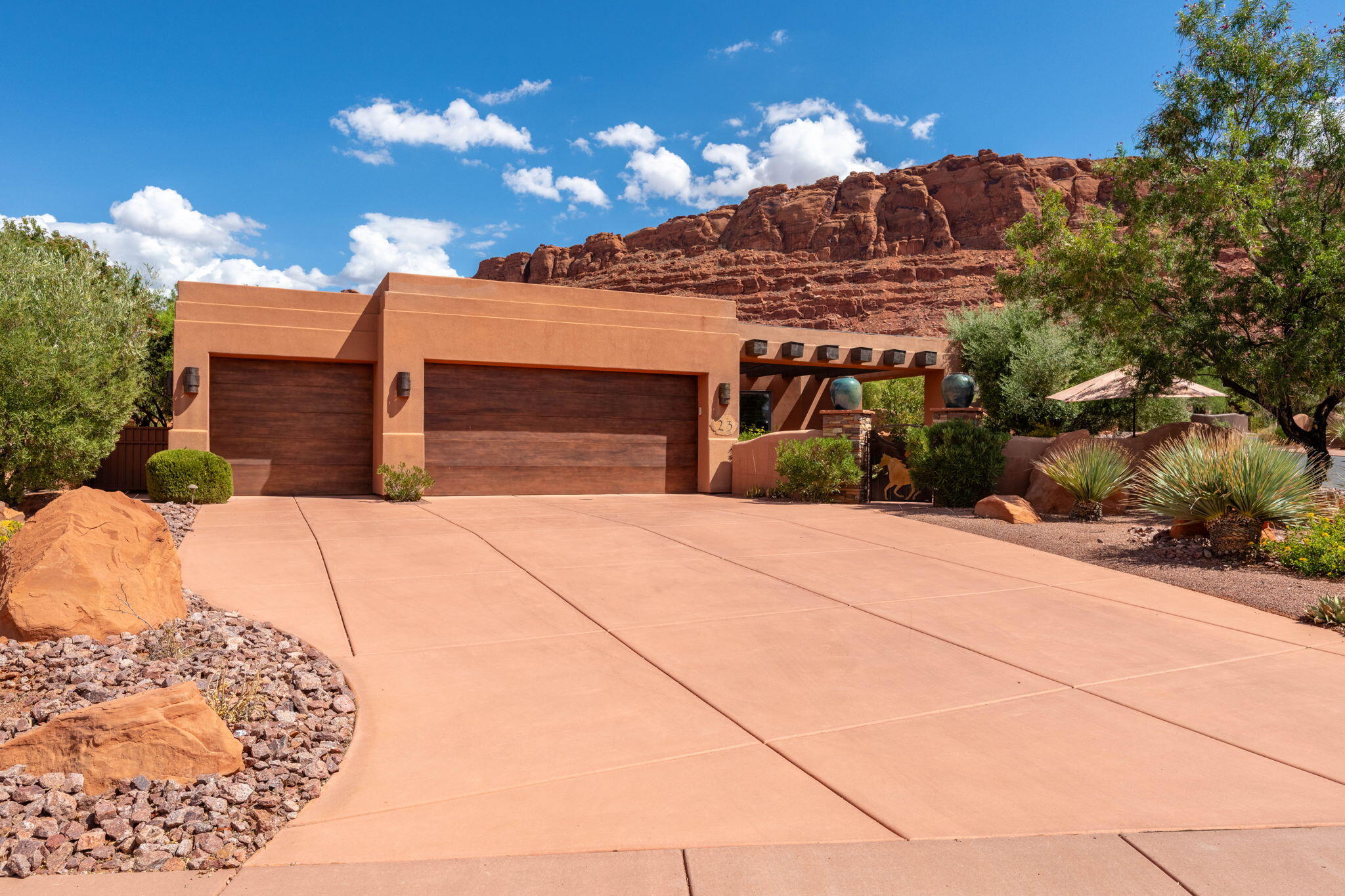 KACHINA SPRINGS EAST AT ENTRADA - Residential
