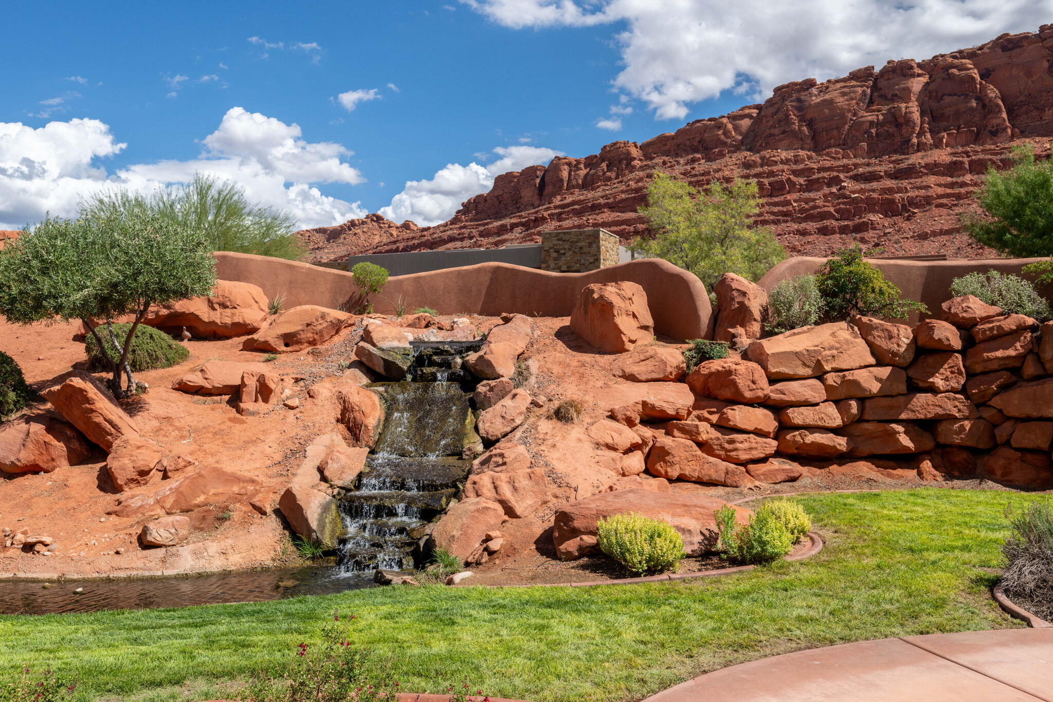 KACHINA SPRINGS EAST AT ENTRADA - Residential