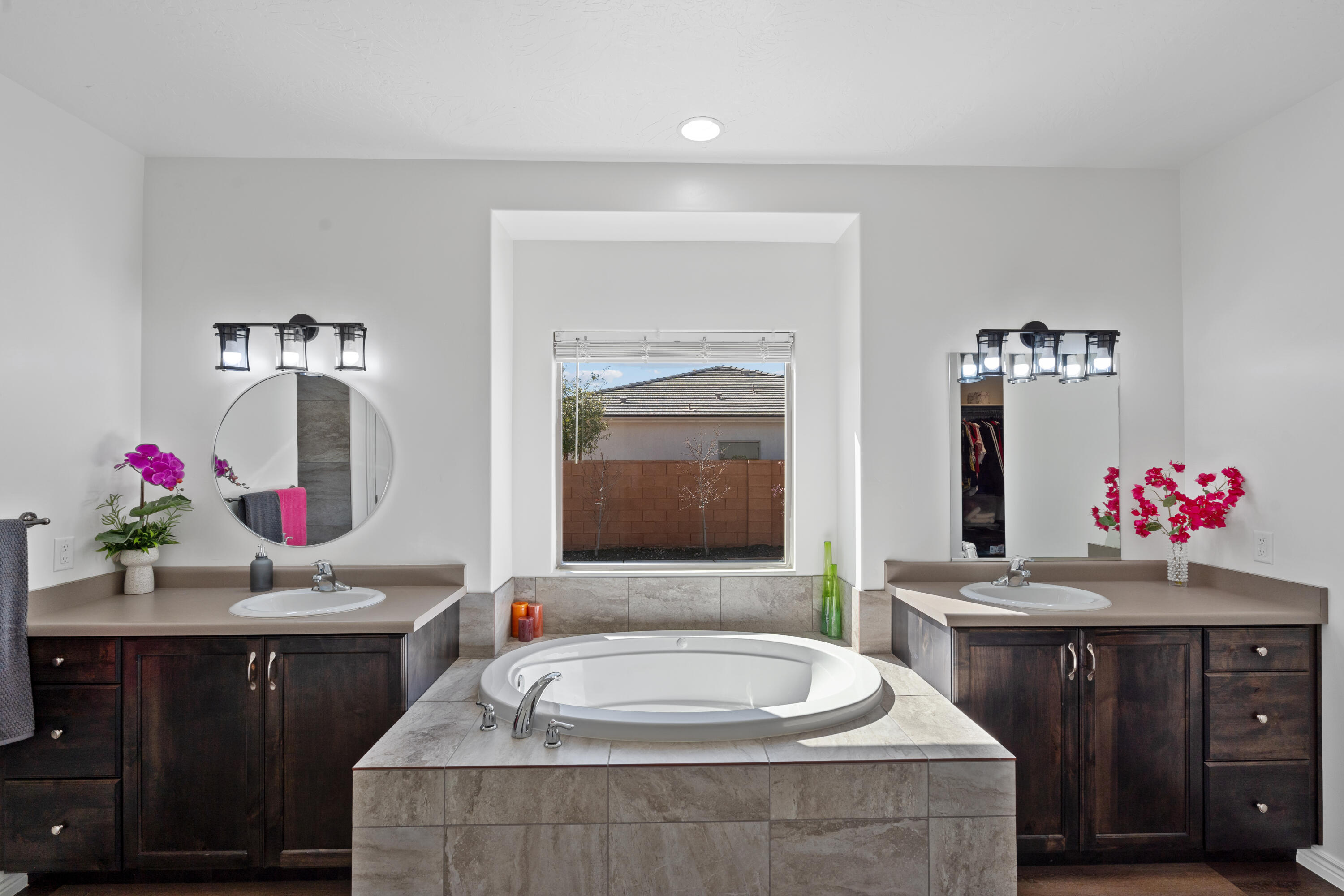 SAGE CANYON - Residential