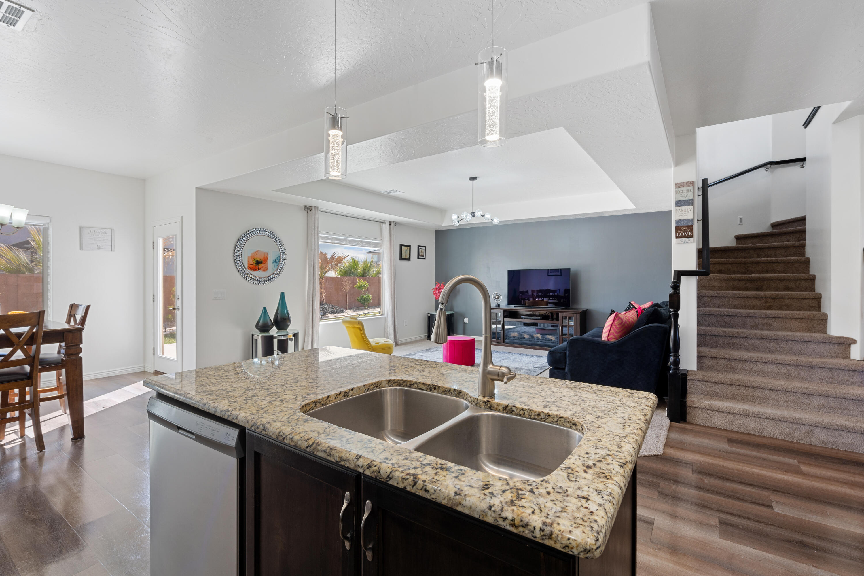 SAGE CANYON - Residential