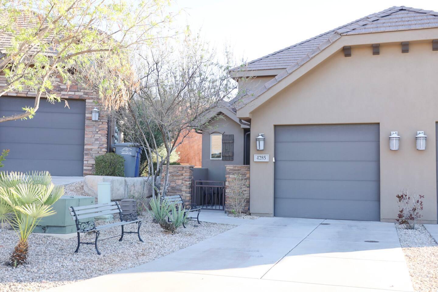 CORAL RIDGE TOWNHOMES - Residential