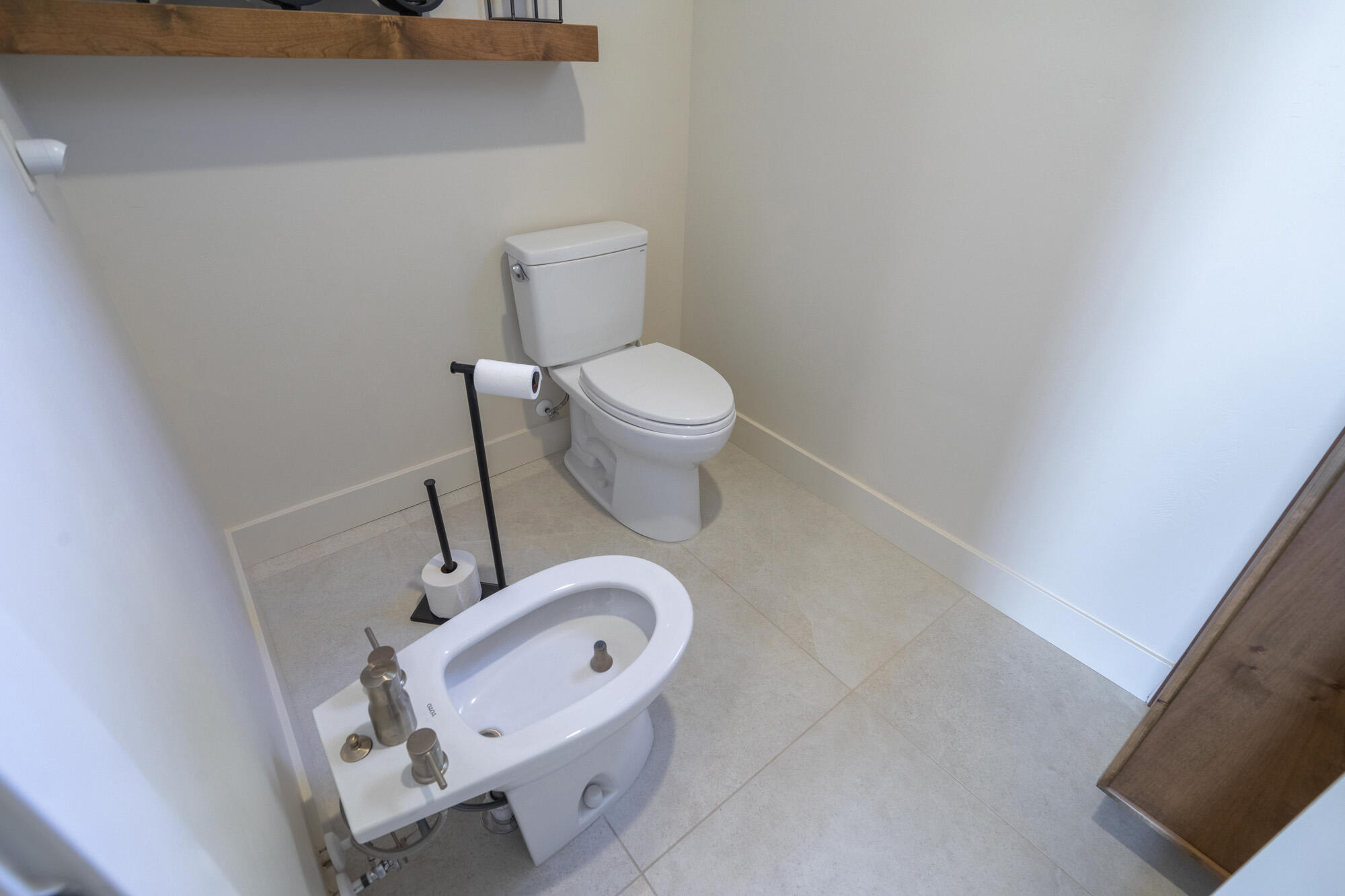 LION'S HEAD HILLTOP ESTATES AT GREEN SPRINGS - Residential