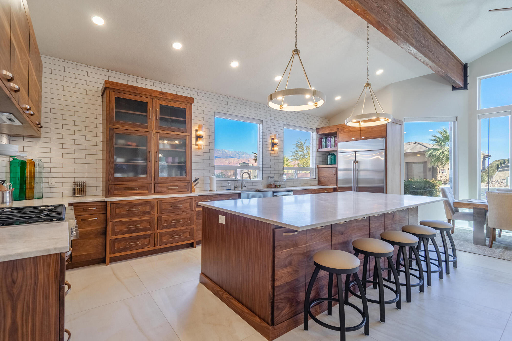 LION'S HEAD HILLTOP ESTATES AT GREEN SPRINGS - Residential