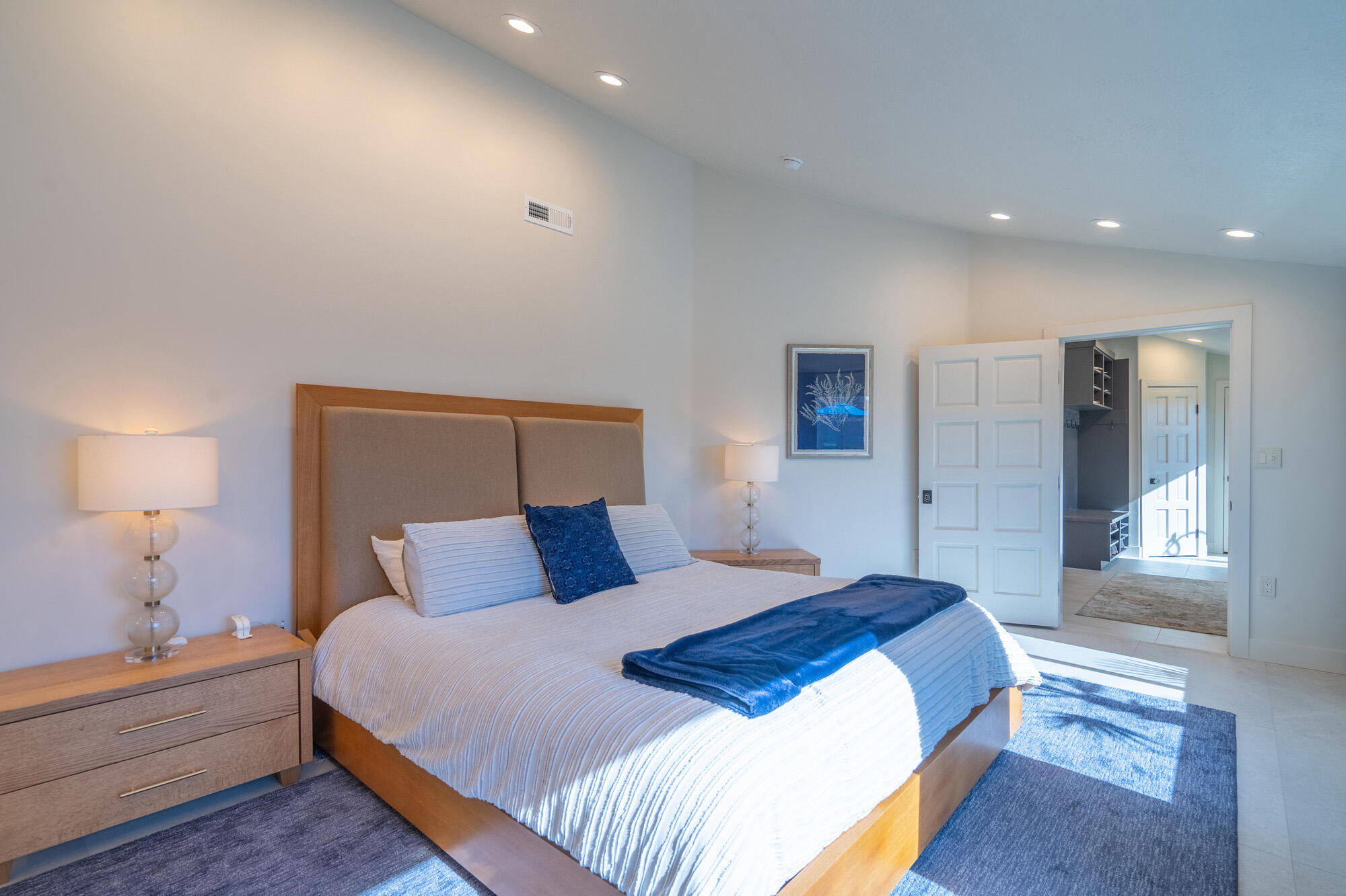 LION'S HEAD HILLTOP ESTATES AT GREEN SPRINGS - Residential