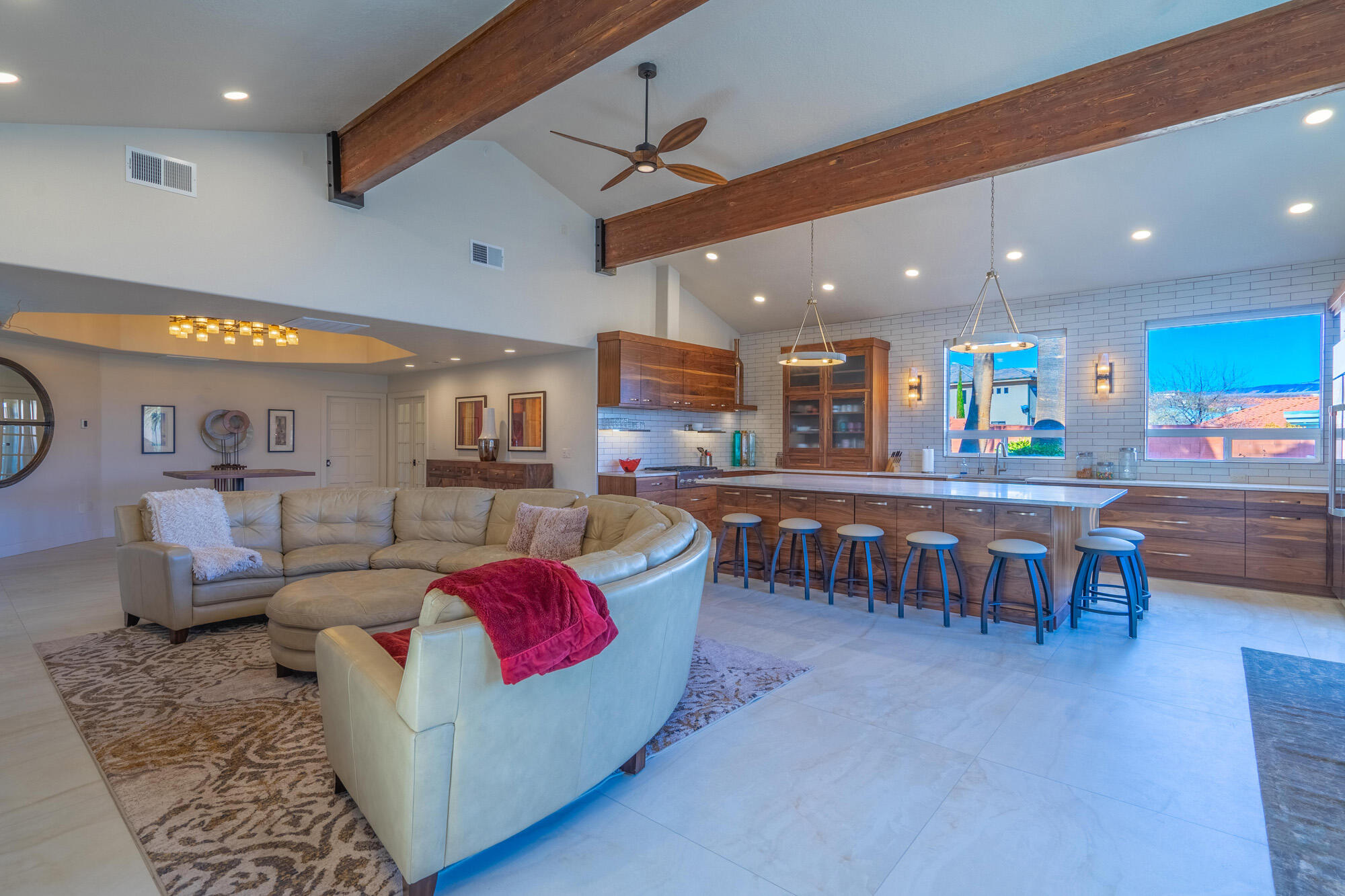 LION'S HEAD HILLTOP ESTATES AT GREEN SPRINGS - Residential