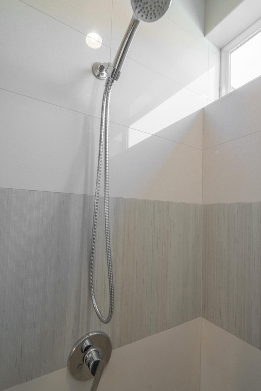 LION'S HEAD HILLTOP ESTATES AT GREEN SPRINGS - Residential