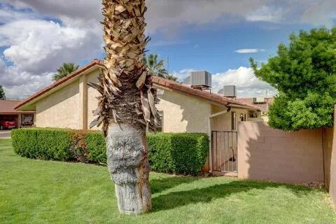 SPANISH PALMS TOWNHOMES - Residential