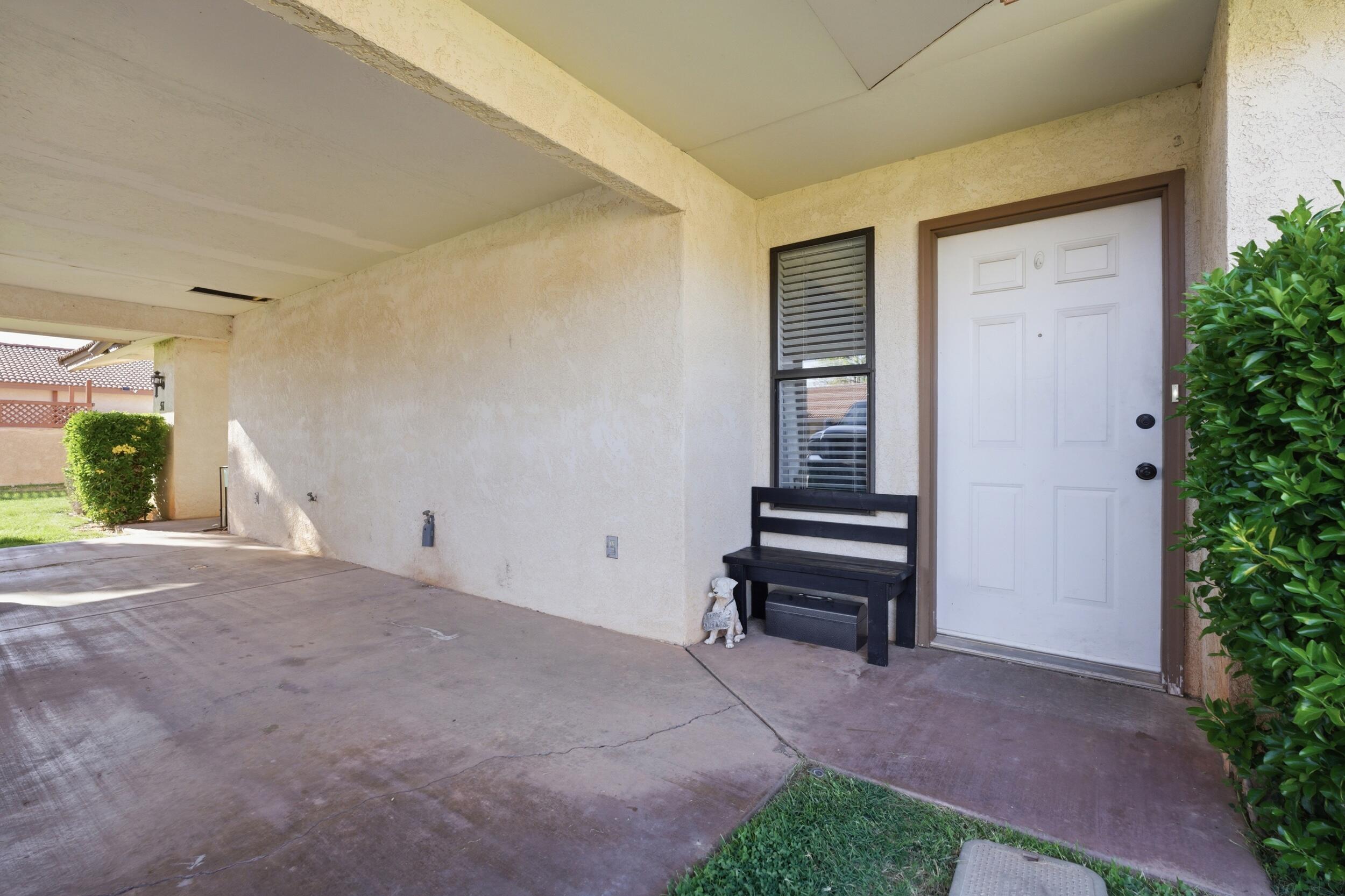 SPANISH PALMS TOWNHOMES - Residential