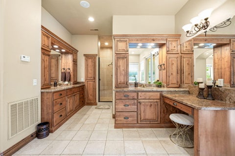 Tiny photo for 1536 S Cliff Point CIR, Saint George, UT 84790 (MLS # 26-277033)