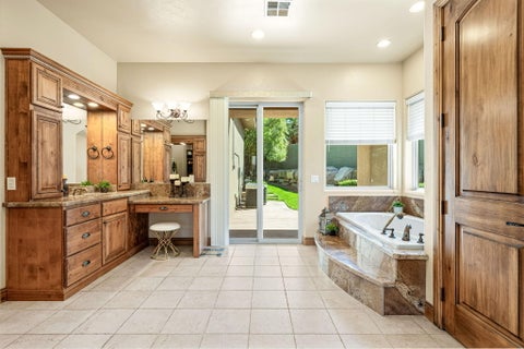 Tiny photo for 1536 S Cliff Point CIR, Saint George, UT 84790 (MLS # 26-277033)