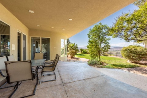 Tiny photo for 1536 S Cliff Point CIR, Saint George, UT 84790 (MLS # 26-277033)