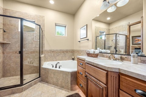 Tiny photo for 1536 S Cliff Point CIR, Saint George, UT 84790 (MLS # 26-277033)