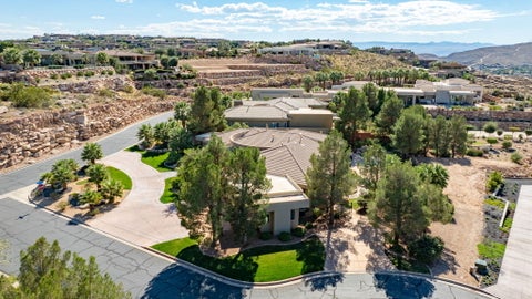 Tiny photo for 1536 S Cliff Point CIR, Saint George, UT 84790 (MLS # 26-277033)