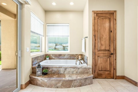 Tiny photo for 1536 S Cliff Point CIR, Saint George, UT 84790 (MLS # 26-277033)