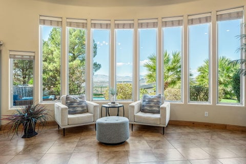 Tiny photo for 1536 S Cliff Point CIR, Saint George, UT 84790 (MLS # 26-277033)