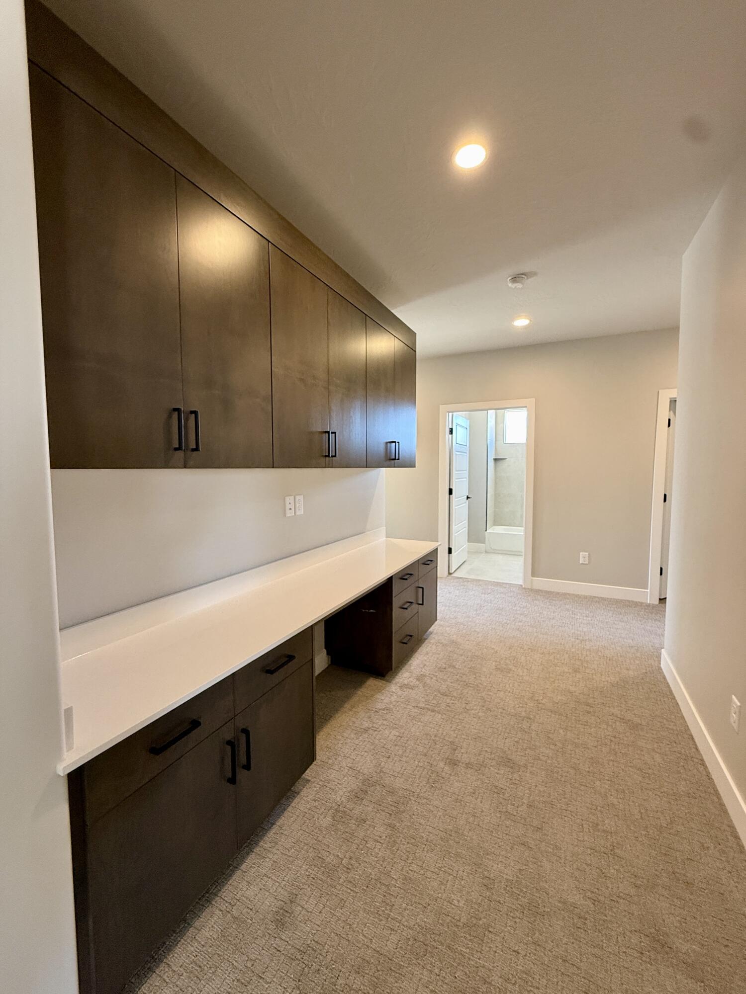 FRANKLIN FIELDS - Residential