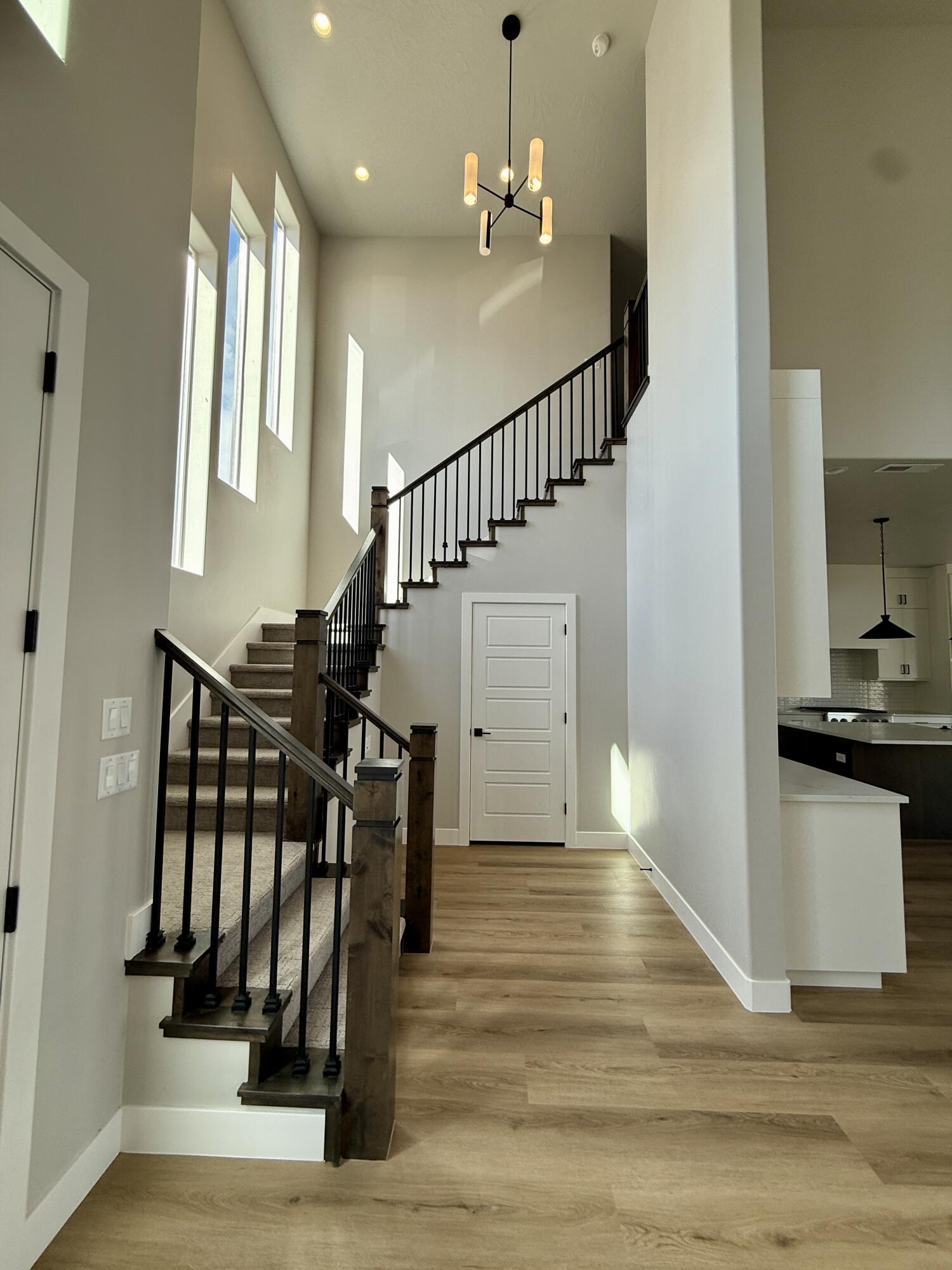 FRANKLIN FIELDS - Residential