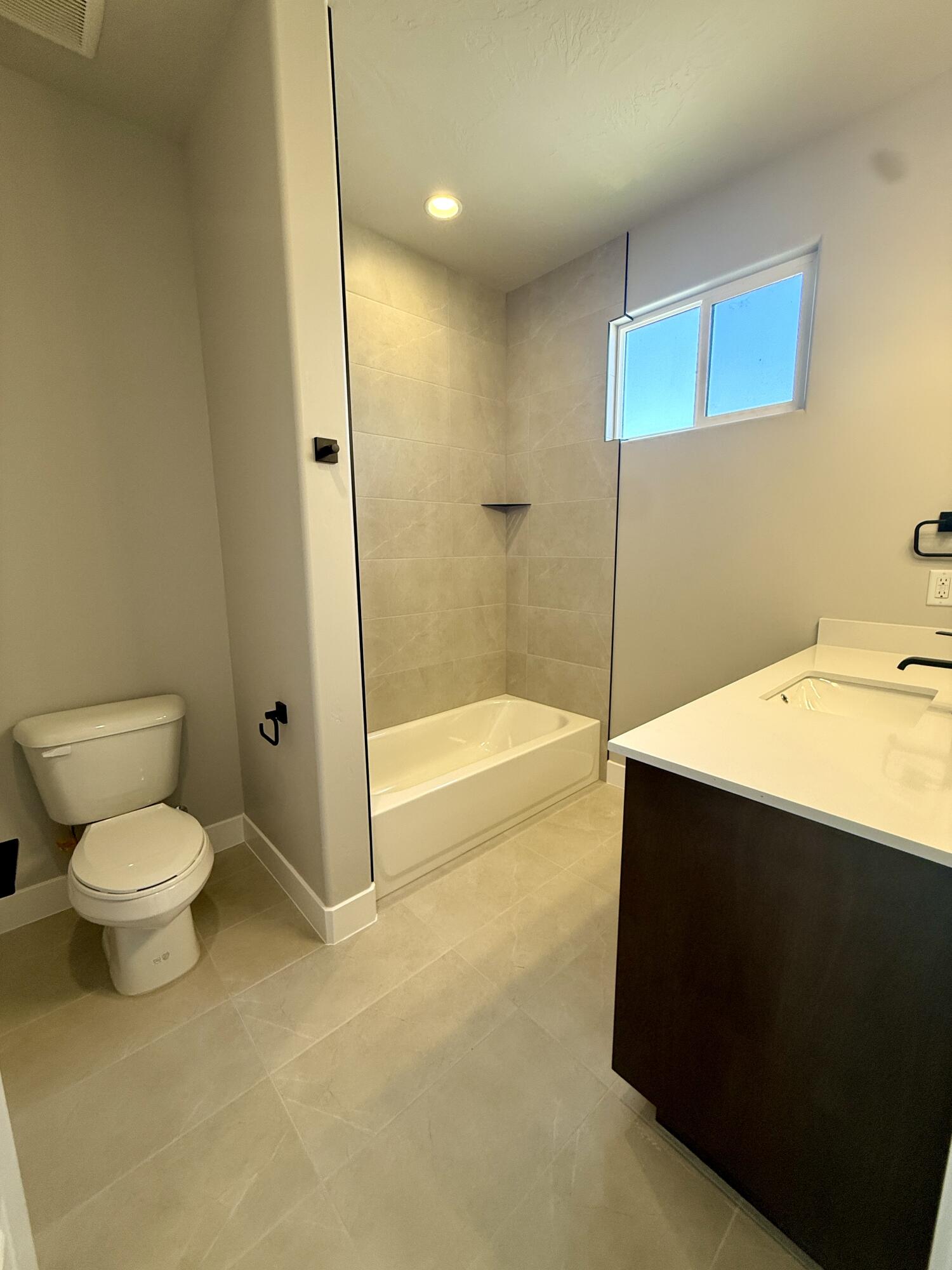 FRANKLIN FIELDS - Residential