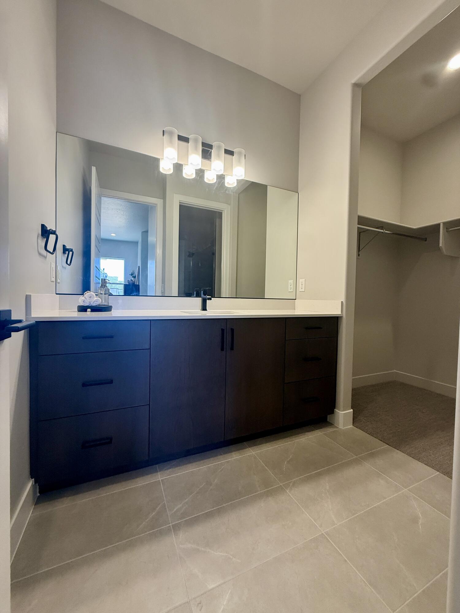 FRANKLIN FIELDS - Residential