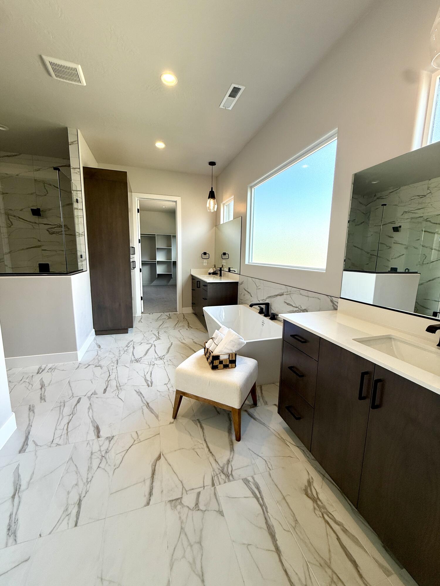 FRANKLIN FIELDS - Residential