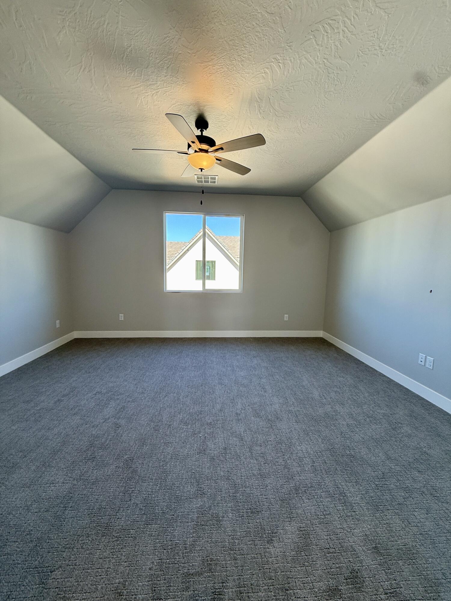 FRANKLIN FIELDS - Residential