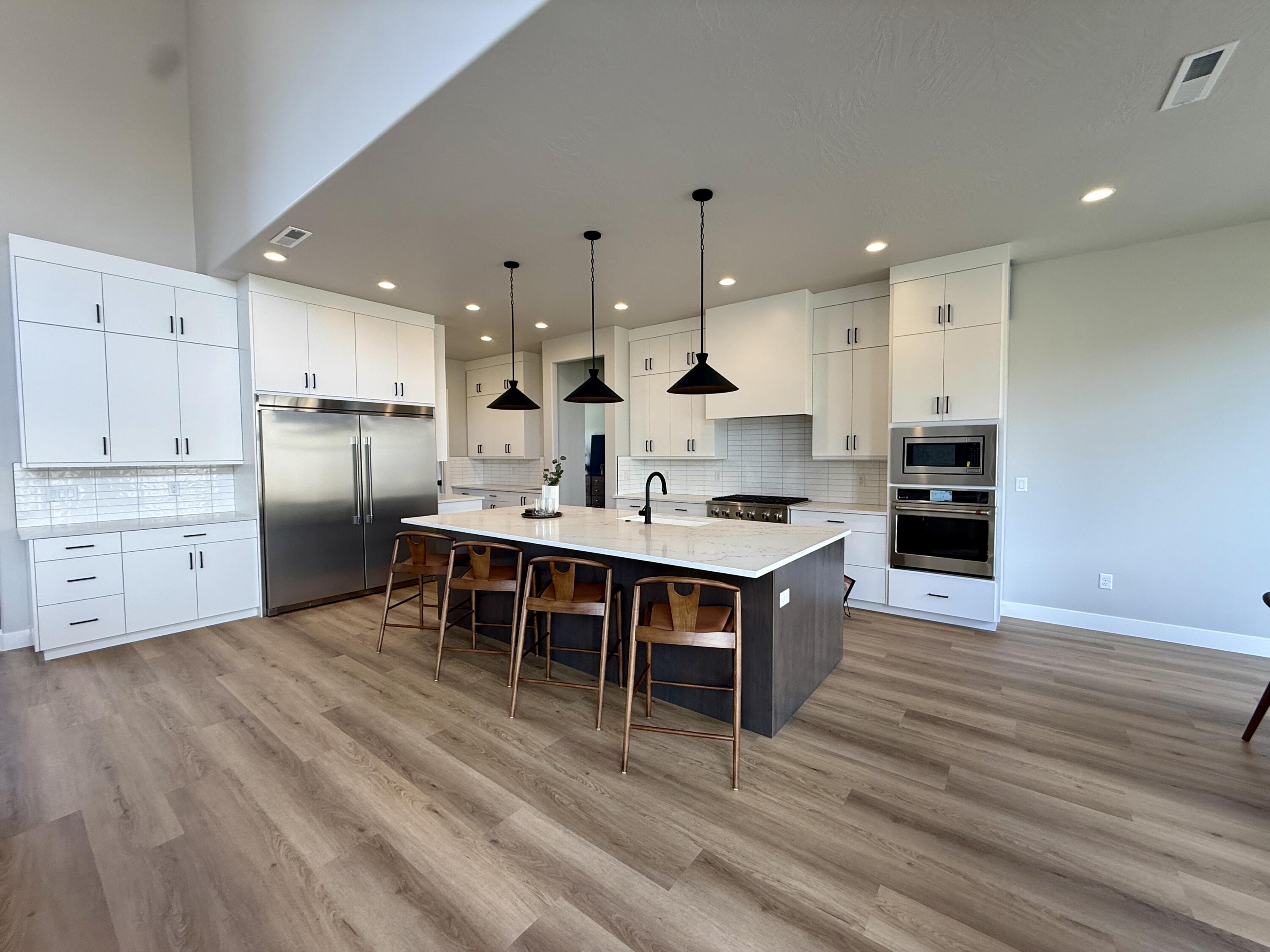 FRANKLIN FIELDS - Residential