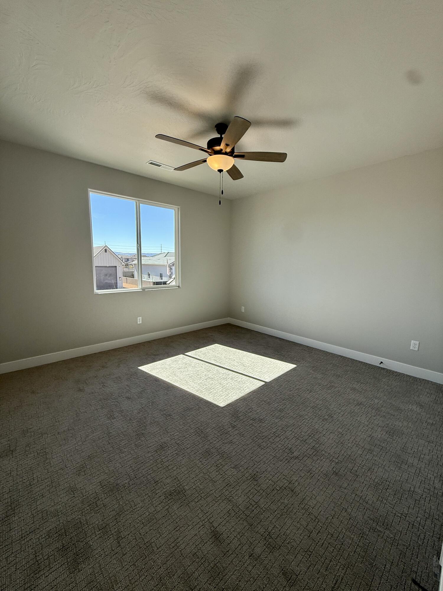 FRANKLIN FIELDS - Residential