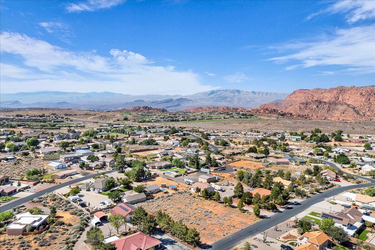 WINCHESTER HILLS - Land