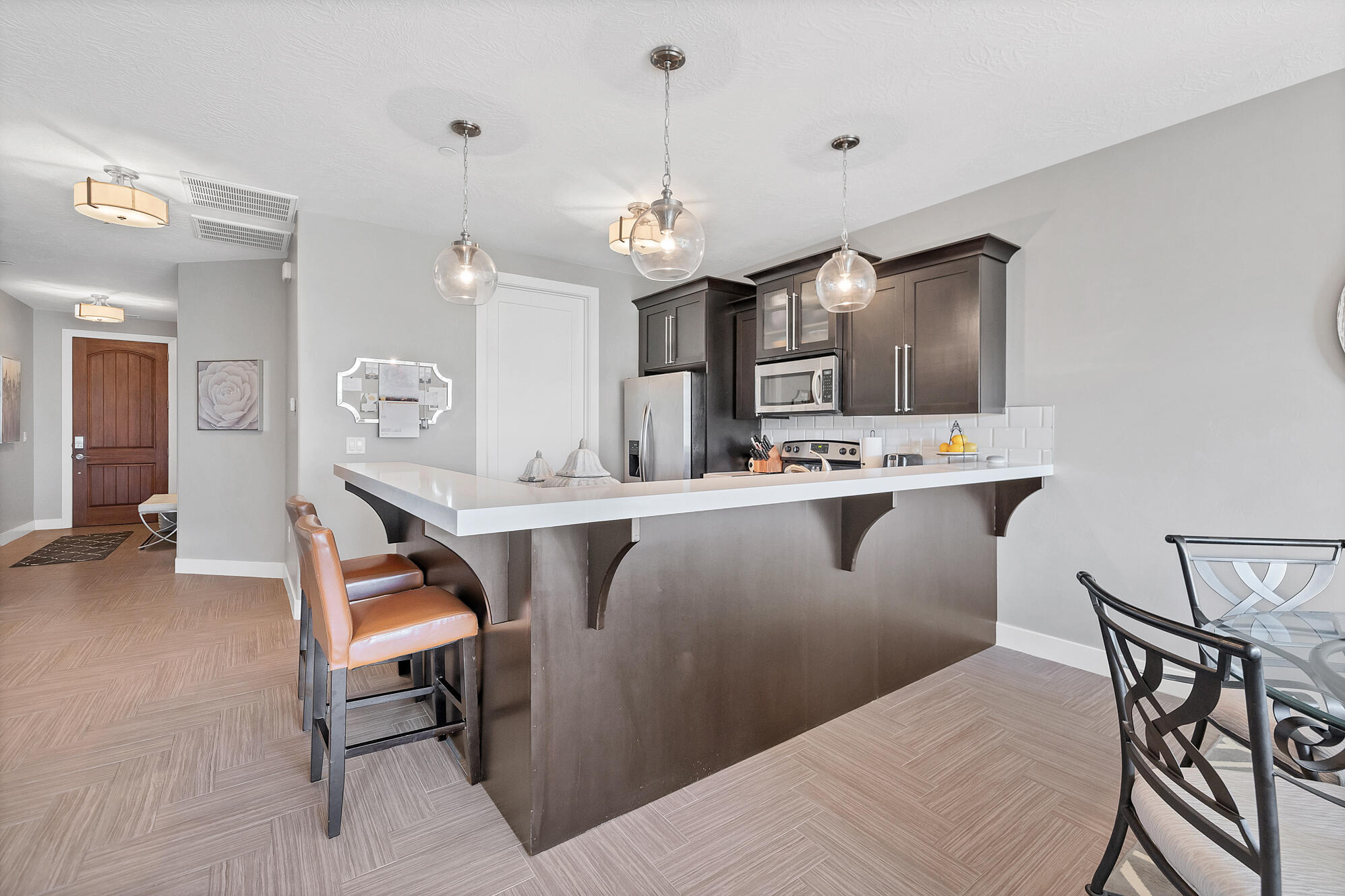 PELICAN HILLS CONDOMINIUMS - Residential