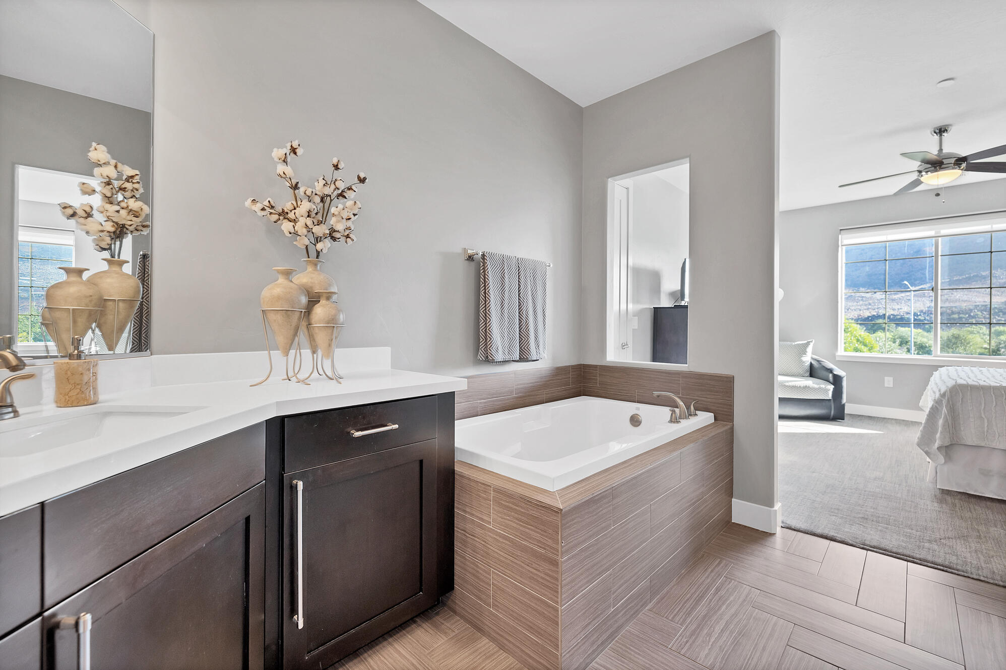 PELICAN HILLS CONDOMINIUMS - Residential