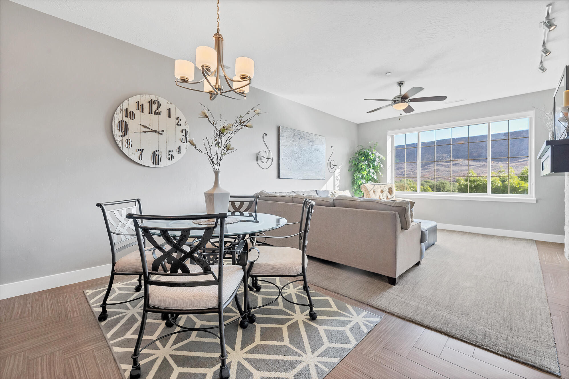 PELICAN HILLS CONDOMINIUMS - Residential